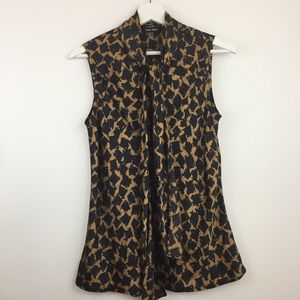 Nine West | Sleeveless V-Neck Blouse